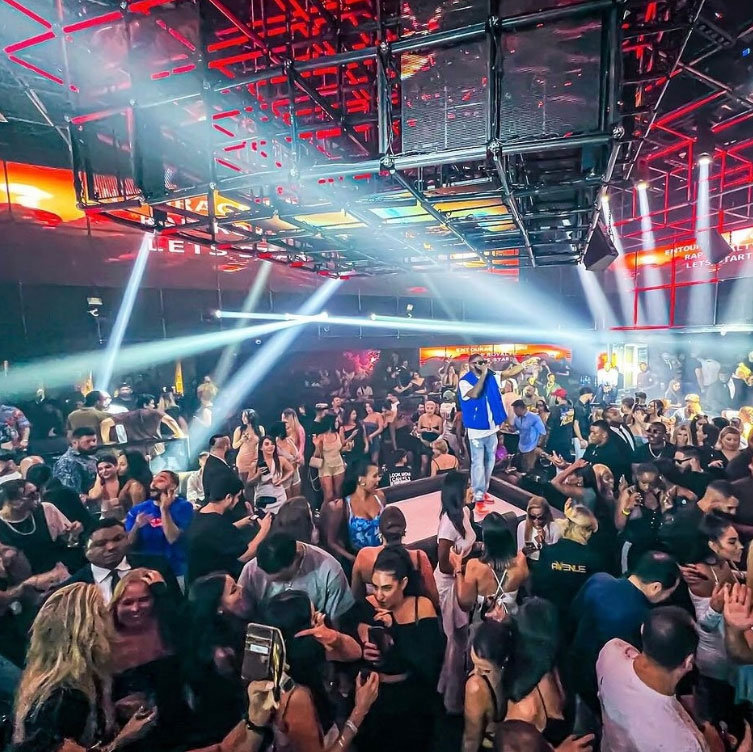 Midnight Legends: Step Inside the Best Club in Dubai for Unforgettable Nights