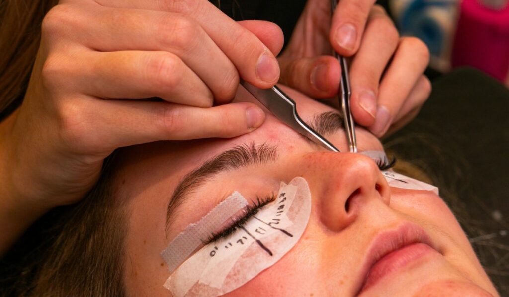 eyelash lift boston ma